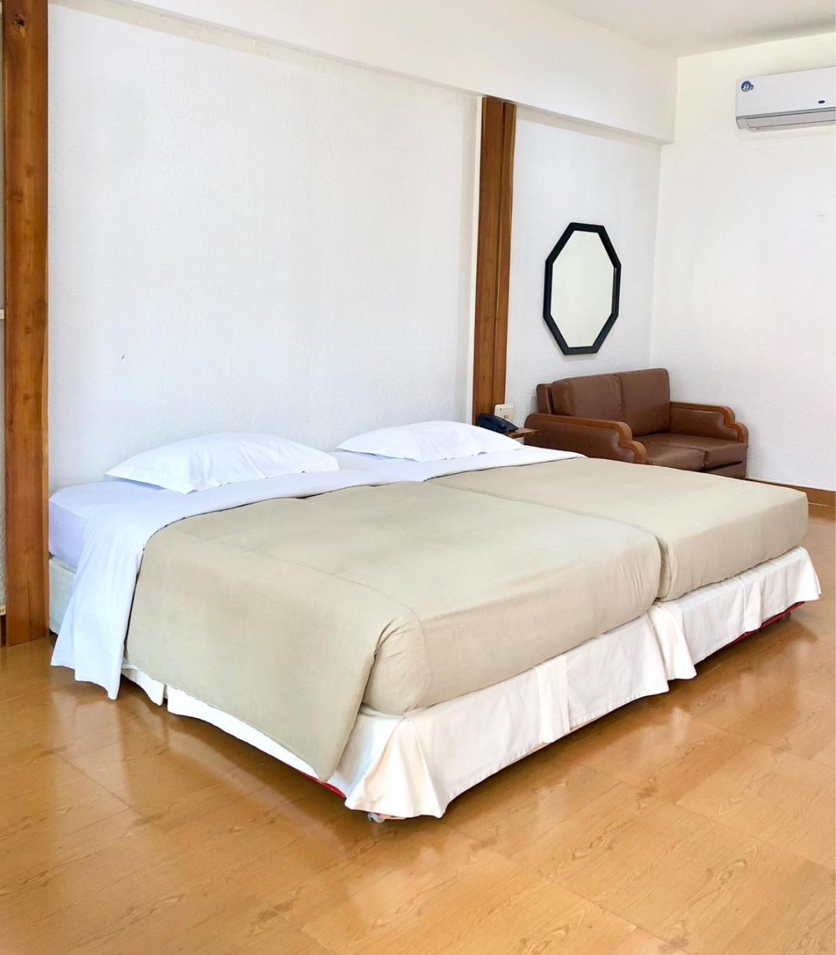 Dad D Resort By Lopburi Inn Resort Lop Buri Exterior foto
