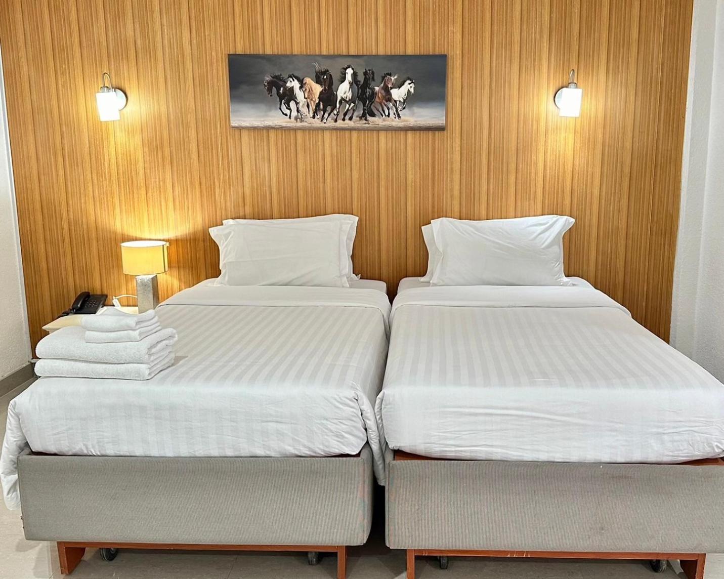 Dad D Resort By Lopburi Inn Resort Lop Buri Exterior foto
