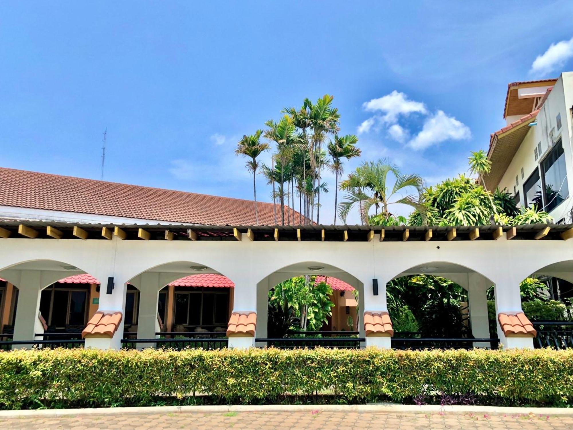 Dad D Resort By Lopburi Inn Resort Lop Buri Exterior foto