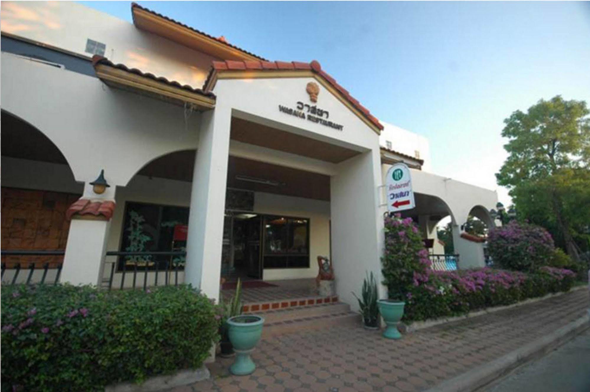 Dad D Resort By Lopburi Inn Resort Lop Buri Exterior foto