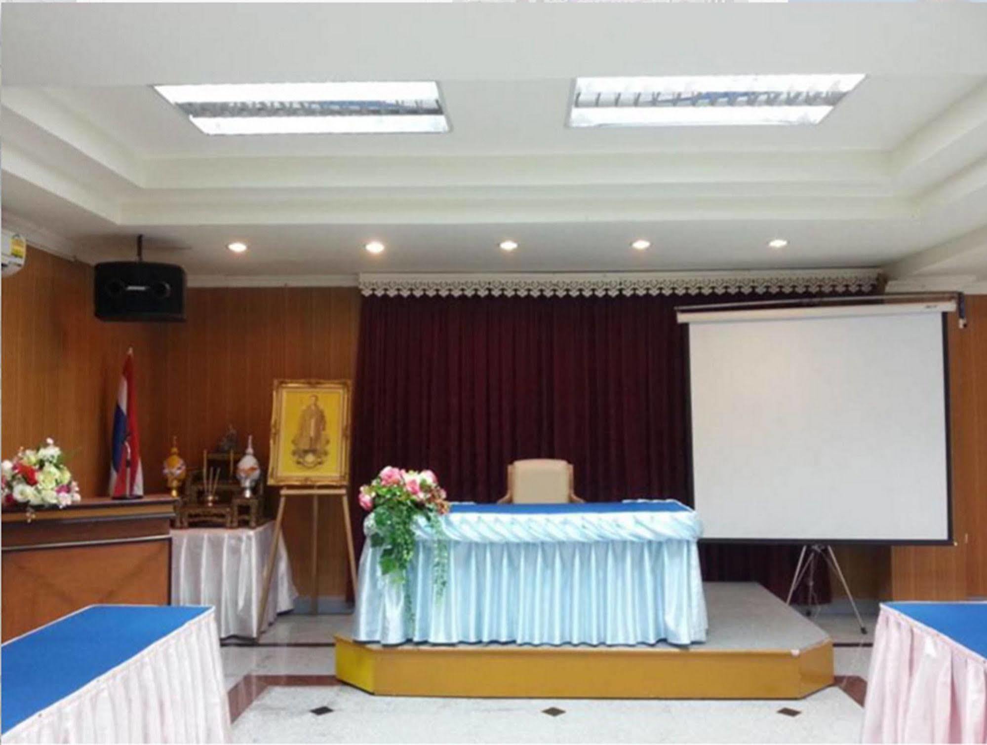 Dad D Resort By Lopburi Inn Resort Lop Buri Exterior foto